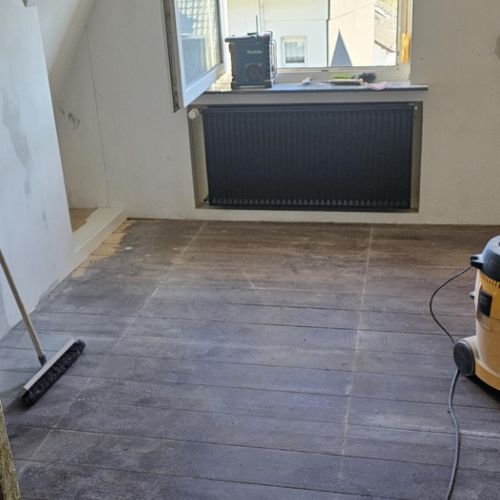 so dass es keine wirklich 'staubenden' Arbeiten mehr auf der Etage gibt!